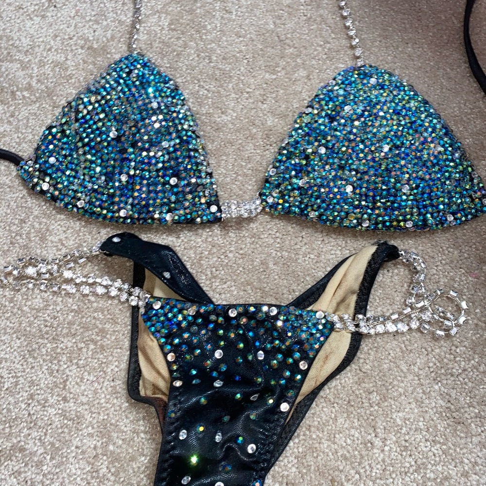 Npc Bikini - image 3